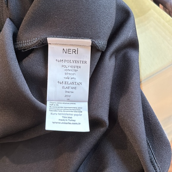 BNWT BLACK MIDI DRESS - Picture 11 of 11